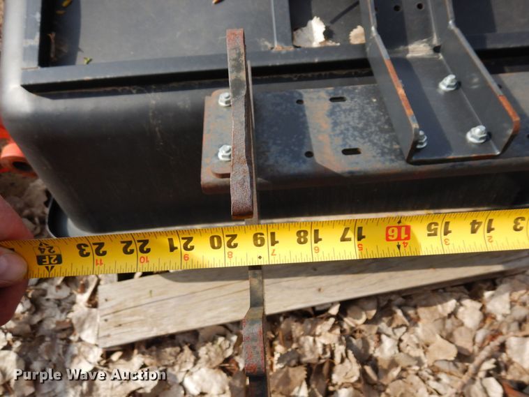 image for item DR0406 (2) lawn mower baggers