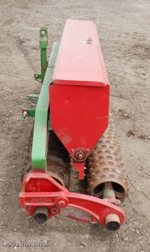 image for item DR0435 Brillion  seeder
