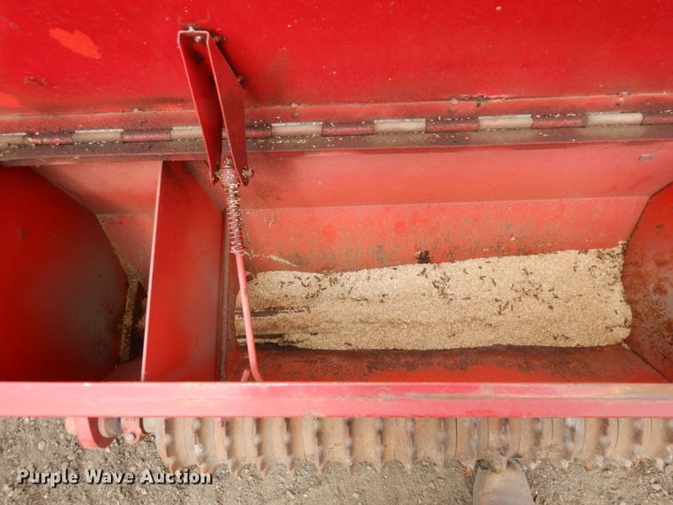 image for item DR0435 Brillion  seeder