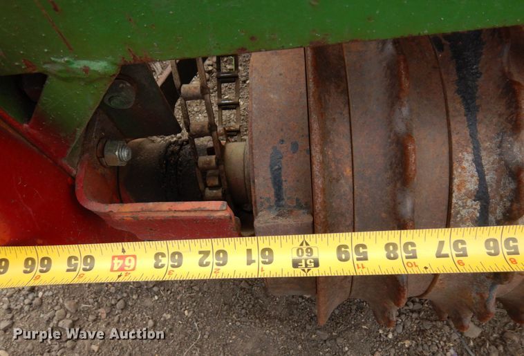 image for item DR0435 Brillion  seeder