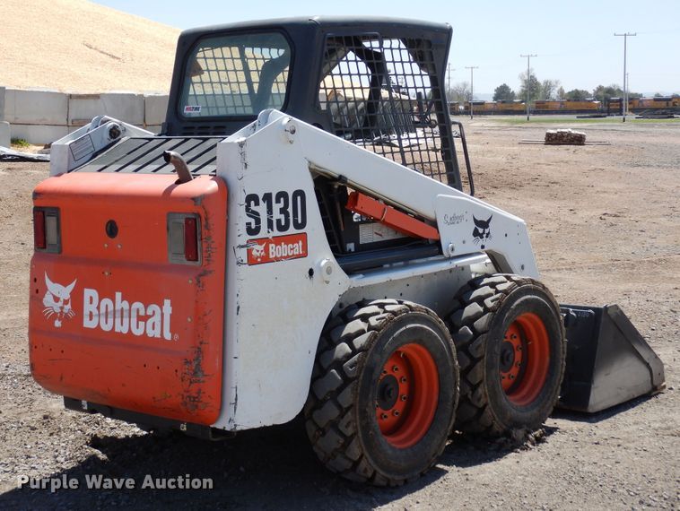 image for item DR1175 2011 Bobcat S130  skid steer loader