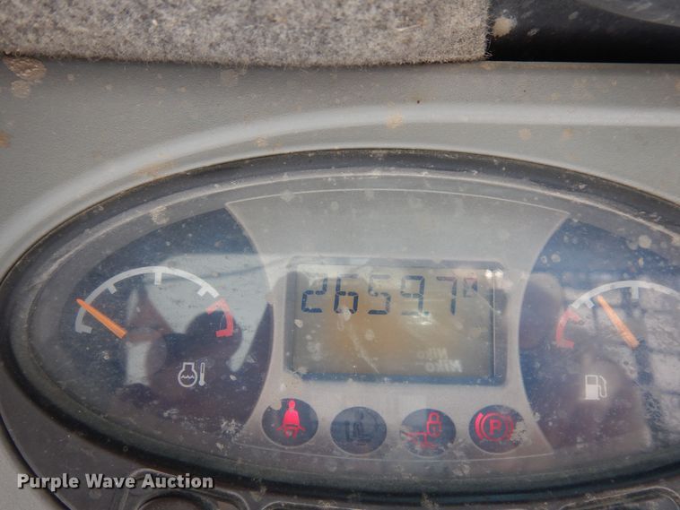 image for item DR1175 2011 Bobcat S130  skid steer loader