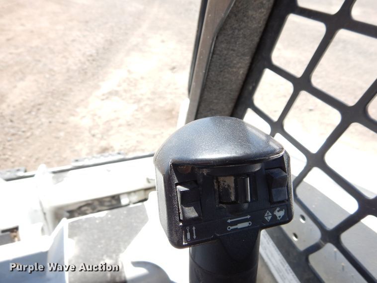 image for item DR1175 2011 Bobcat S130  skid steer loader