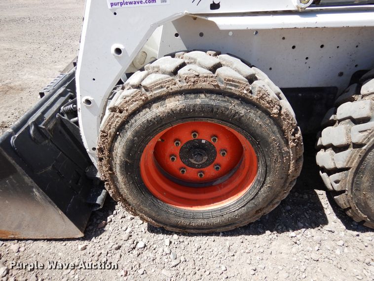image for item DR1175 2011 Bobcat S130  skid steer loader
