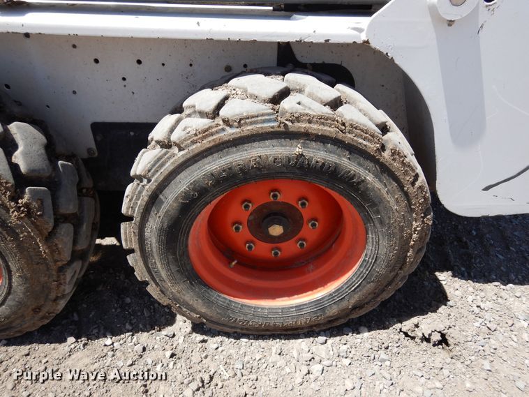 image for item DR1175 2011 Bobcat S130  skid steer loader