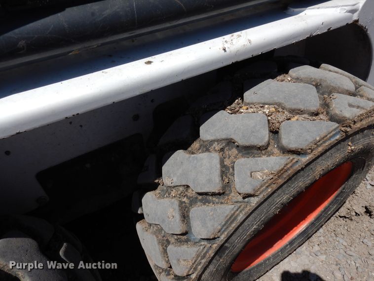 image for item DR1175 2011 Bobcat S130  skid steer loader