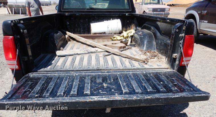 image for item DR1178 2000 Dodge Dakota  pickup truck