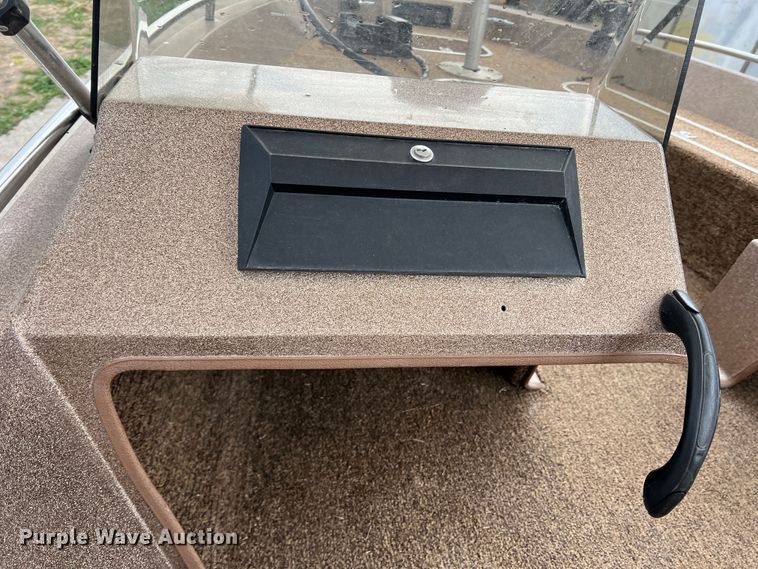 image for item DR1359 1984 Bayliner  boat