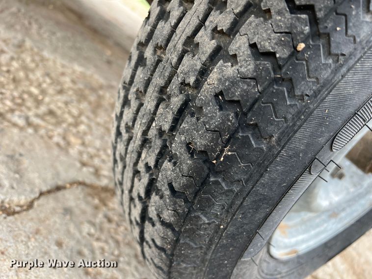 image for item DR1359 1984 Bayliner  boat