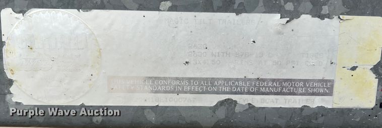 image for item DR1359 1984 Bayliner  boat