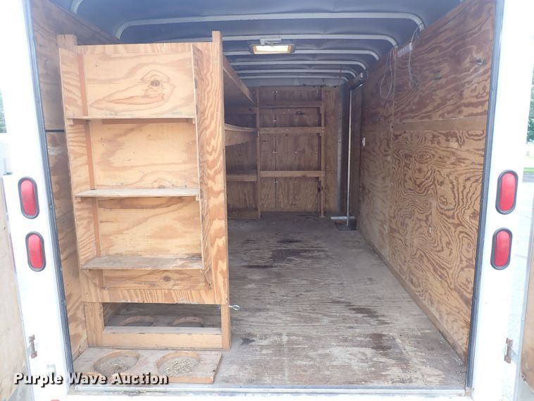 image for item DS7069 2004 Pace American JT714TA2  enclosed cargo trailer