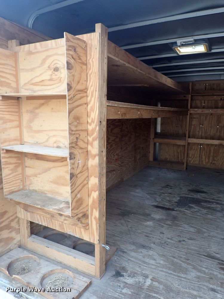 image for item DS7069 2004 Pace American JT714TA2  enclosed cargo trailer