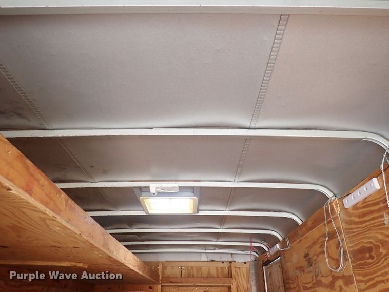 image for item DS7069 2004 Pace American JT714TA2  enclosed cargo trailer