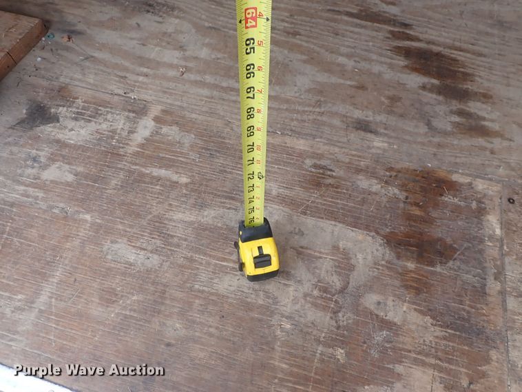 image for item DS7069 2004 Pace American JT714TA2  enclosed cargo trailer