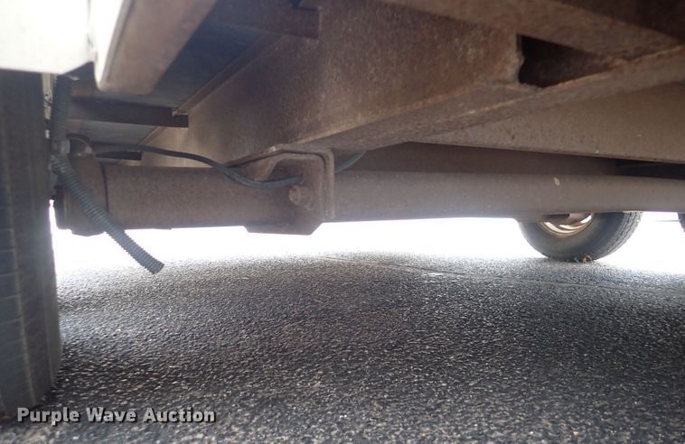 image for item DS7069 2004 Pace American JT714TA2  enclosed cargo trailer