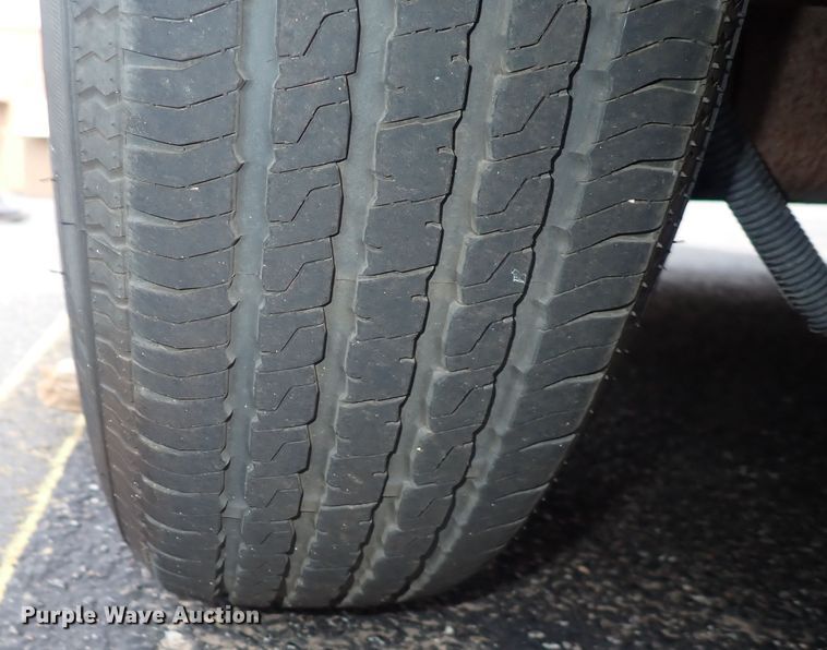 image for item DS7069 2004 Pace American JT714TA2  enclosed cargo trailer