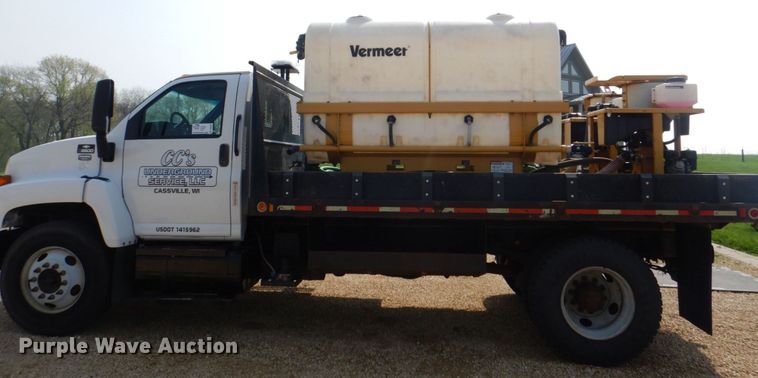 image for item DS8026 2005 Chevrolet C8500  flatbed truck