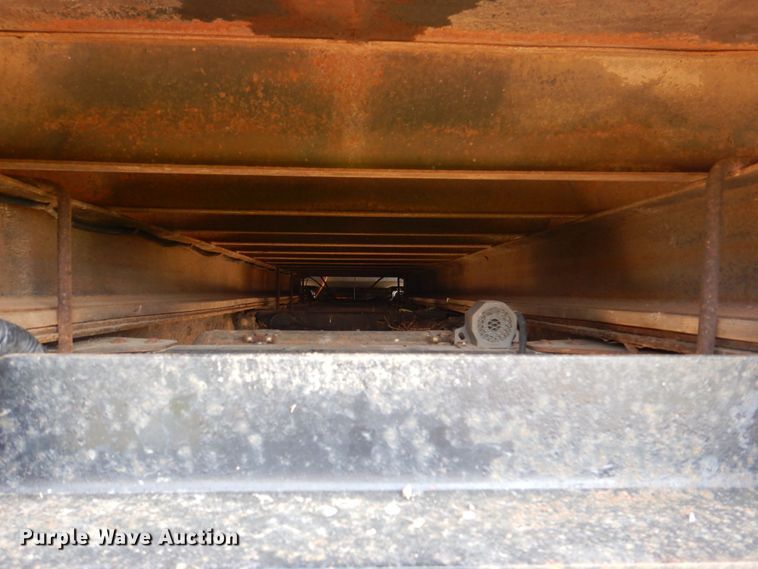 image for item DS8026 2005 Chevrolet C8500  flatbed truck