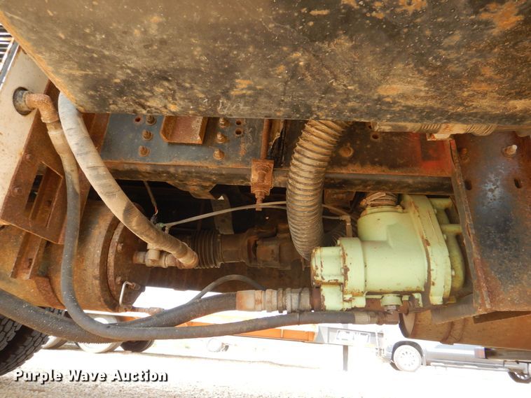 image for item DS8026 2005 Chevrolet C8500  flatbed truck