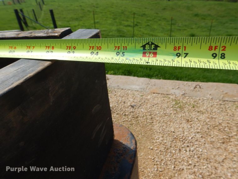 image for item DS8026 2005 Chevrolet C8500  flatbed truck