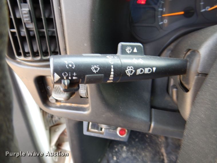 image for item DS8026 2005 Chevrolet C8500  flatbed truck