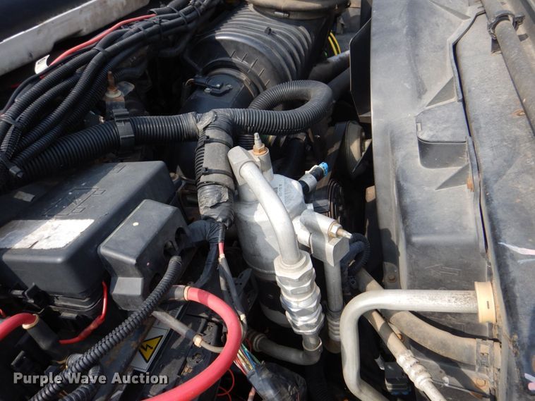 image for item DS8026 2005 Chevrolet C8500  flatbed truck