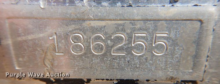 image for item DS8026 2005 Chevrolet C8500  flatbed truck