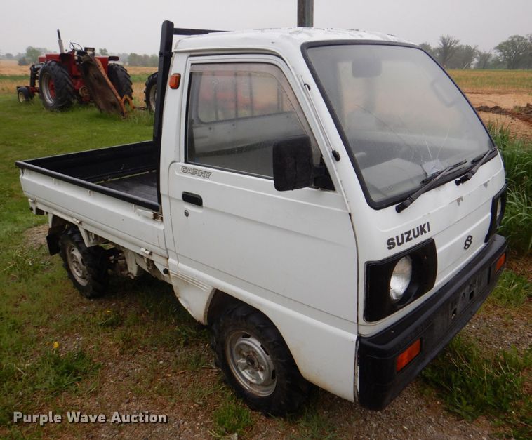 image for item DS8030 Suzuki Carry  mini truck