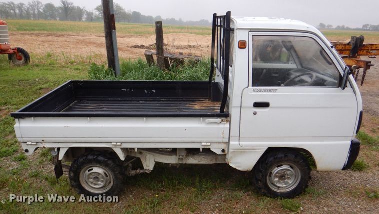 image for item DS8030 Suzuki Carry  mini truck