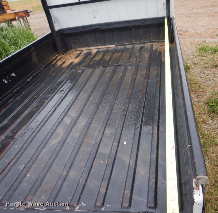 image for item DS8030 Suzuki Carry  mini truck