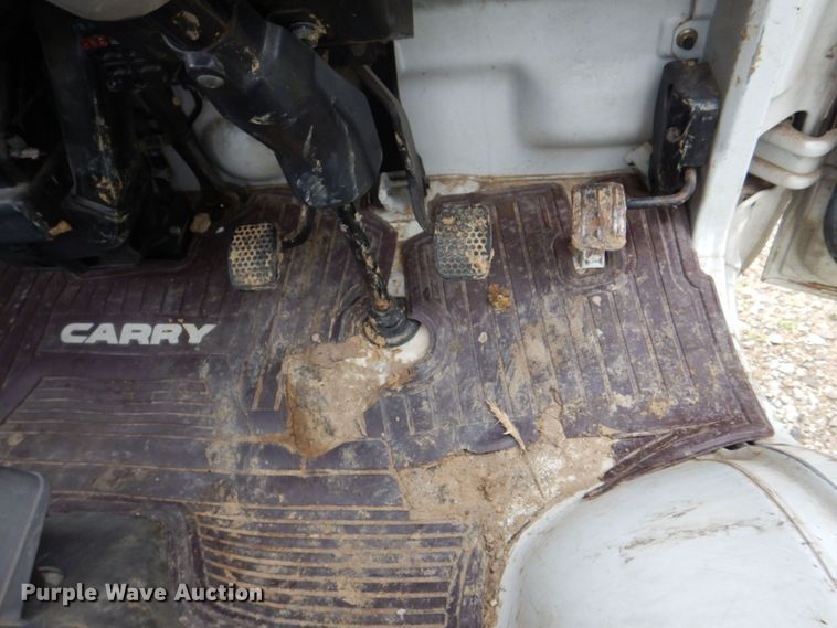 image for item DS8030 Suzuki Carry  mini truck