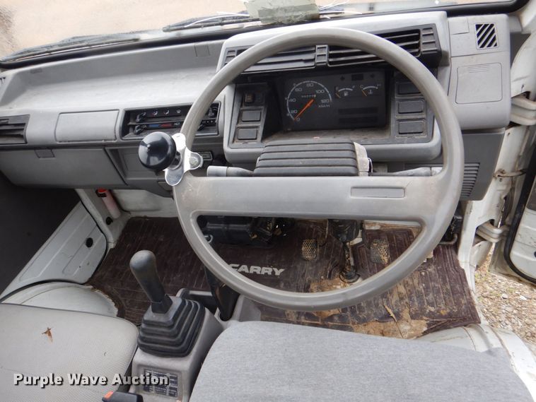 image for item DS8030 Suzuki Carry  mini truck