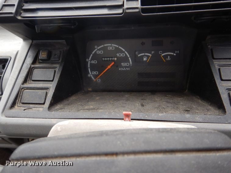 image for item DS8030 Suzuki Carry  mini truck