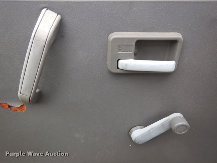 image for item DS8030 Suzuki Carry  mini truck