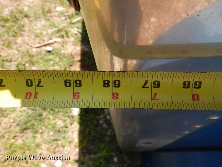 image for item HG9702 Peterbilt hood