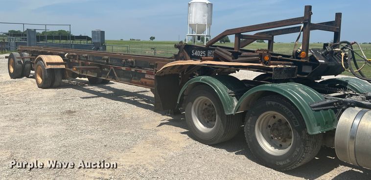 image for item HL9001 1995 Benlee TA60DD45  container trailer