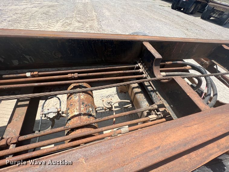 image for item HL9001 1995 Benlee TA60DD45  container trailer