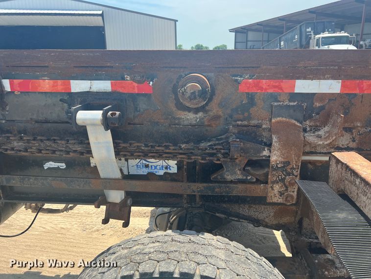 image for item HL9002 1999 Clement  container trailer