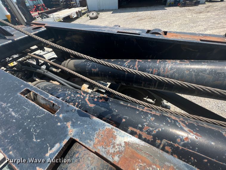 image for item HL9002 1999 Clement  container trailer