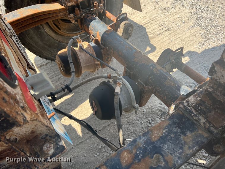 image for item HL9002 1999 Clement  container trailer