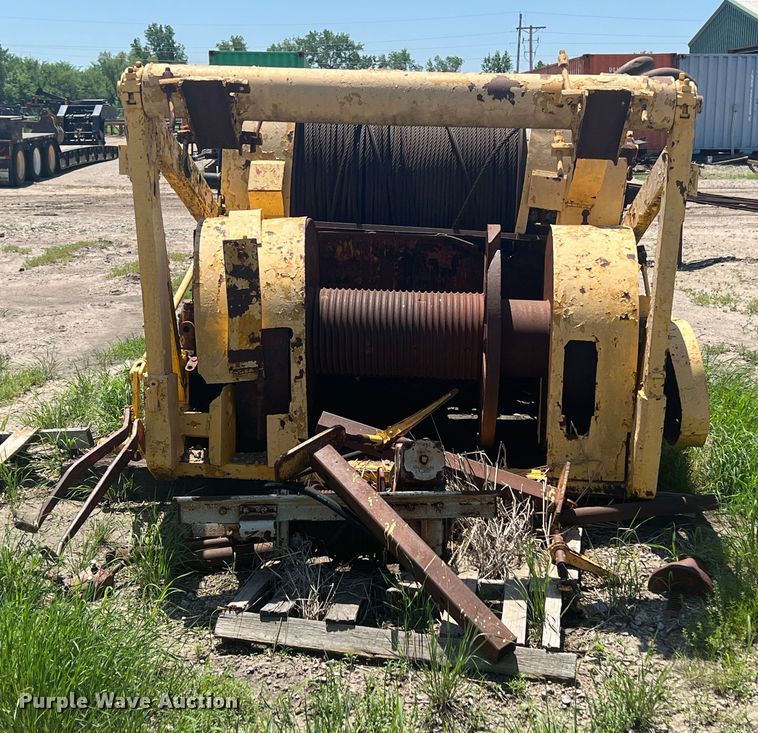 image for item HL9020 Drawworks  waterfall winch