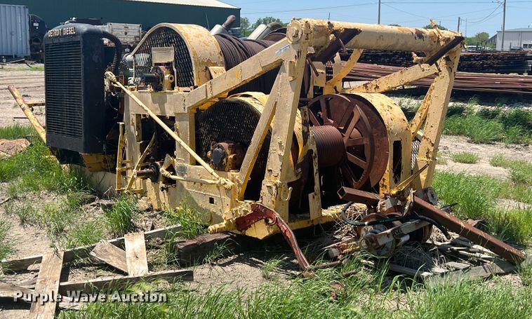 image for item HL9020 Drawworks  waterfall winch