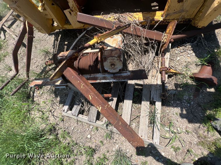 image for item HL9020 Drawworks  waterfall winch