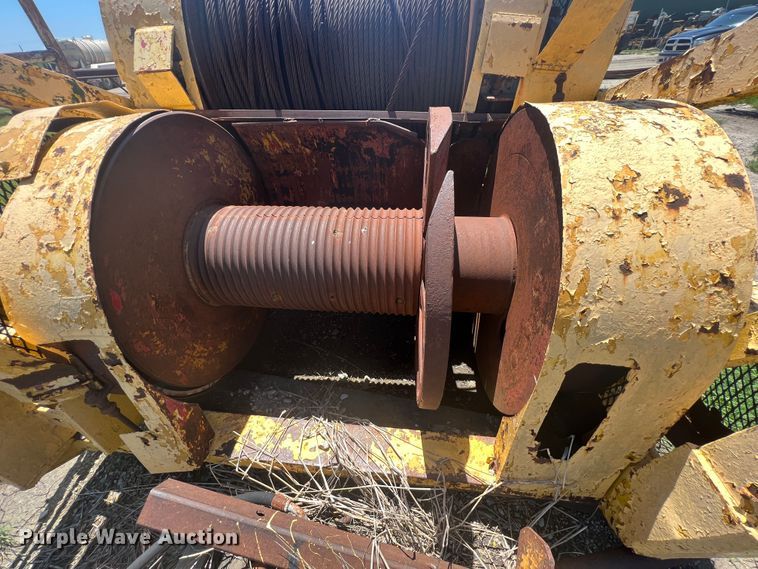 image for item HL9020 Drawworks  waterfall winch