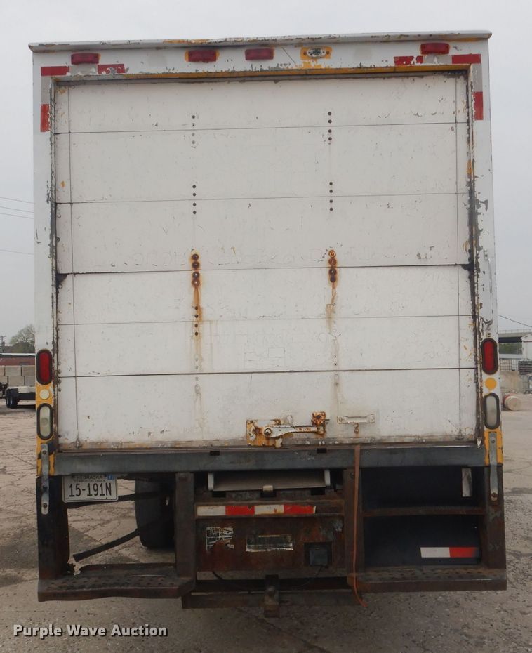 image for item HU9409 1997 Chevrolet C6500  box truck