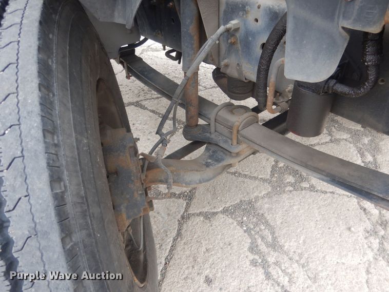 image for item HU9409 1997 Chevrolet C6500  box truck