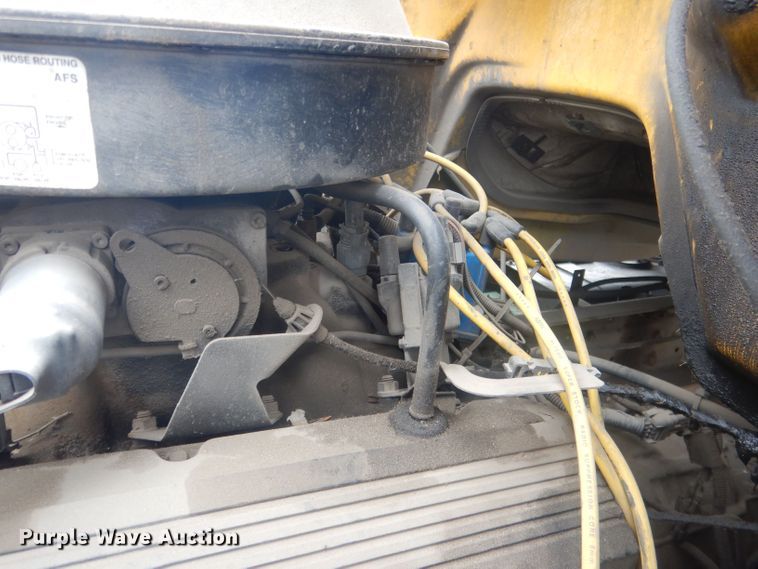 image for item HU9409 1997 Chevrolet C6500  box truck