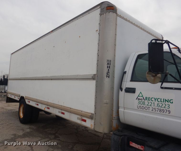 image for item HU9409 1997 Chevrolet C6500  box truck