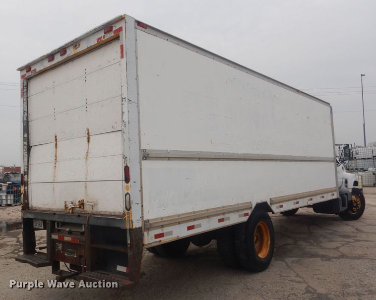 image for item HU9409 1997 Chevrolet C6500  box truck