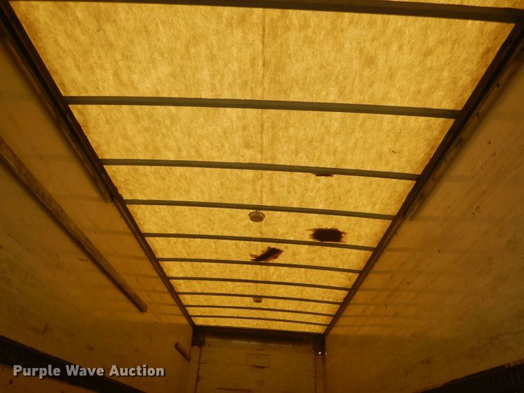 image for item HU9409 1997 Chevrolet C6500  box truck